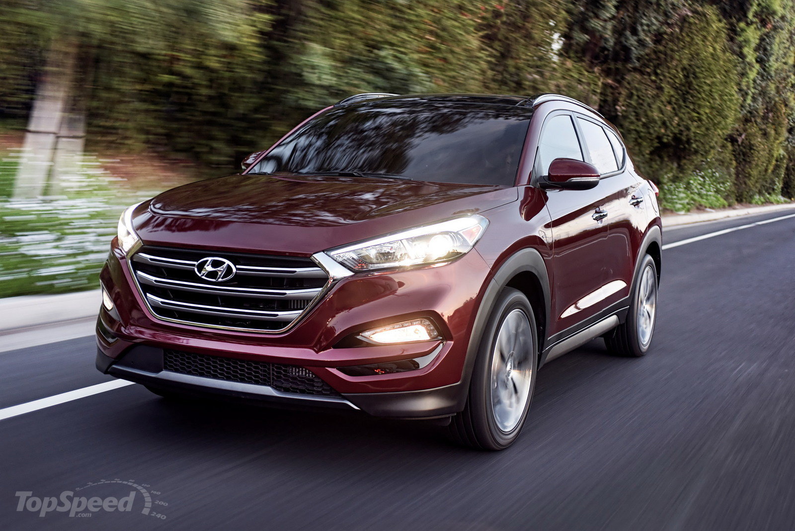 Hyundai Tucson Ruby Wine