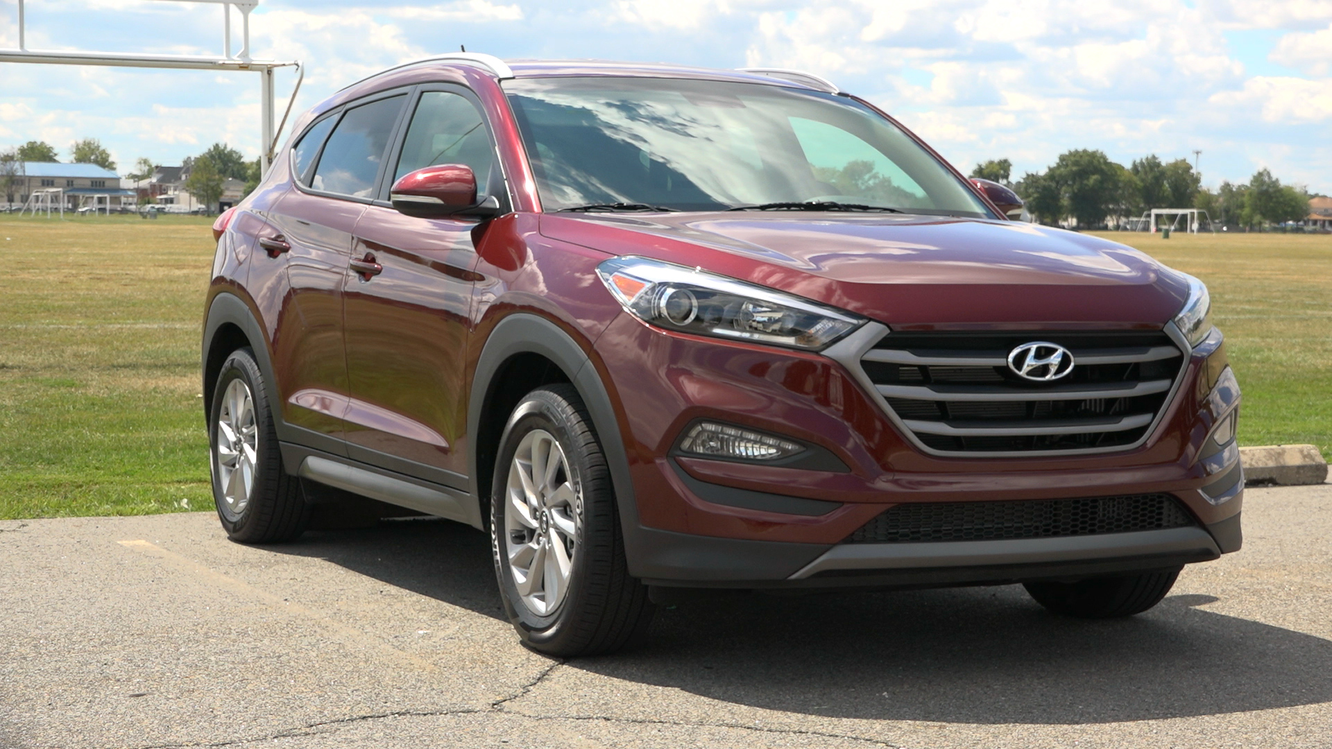 Hyundai Tucson Ruby Wine