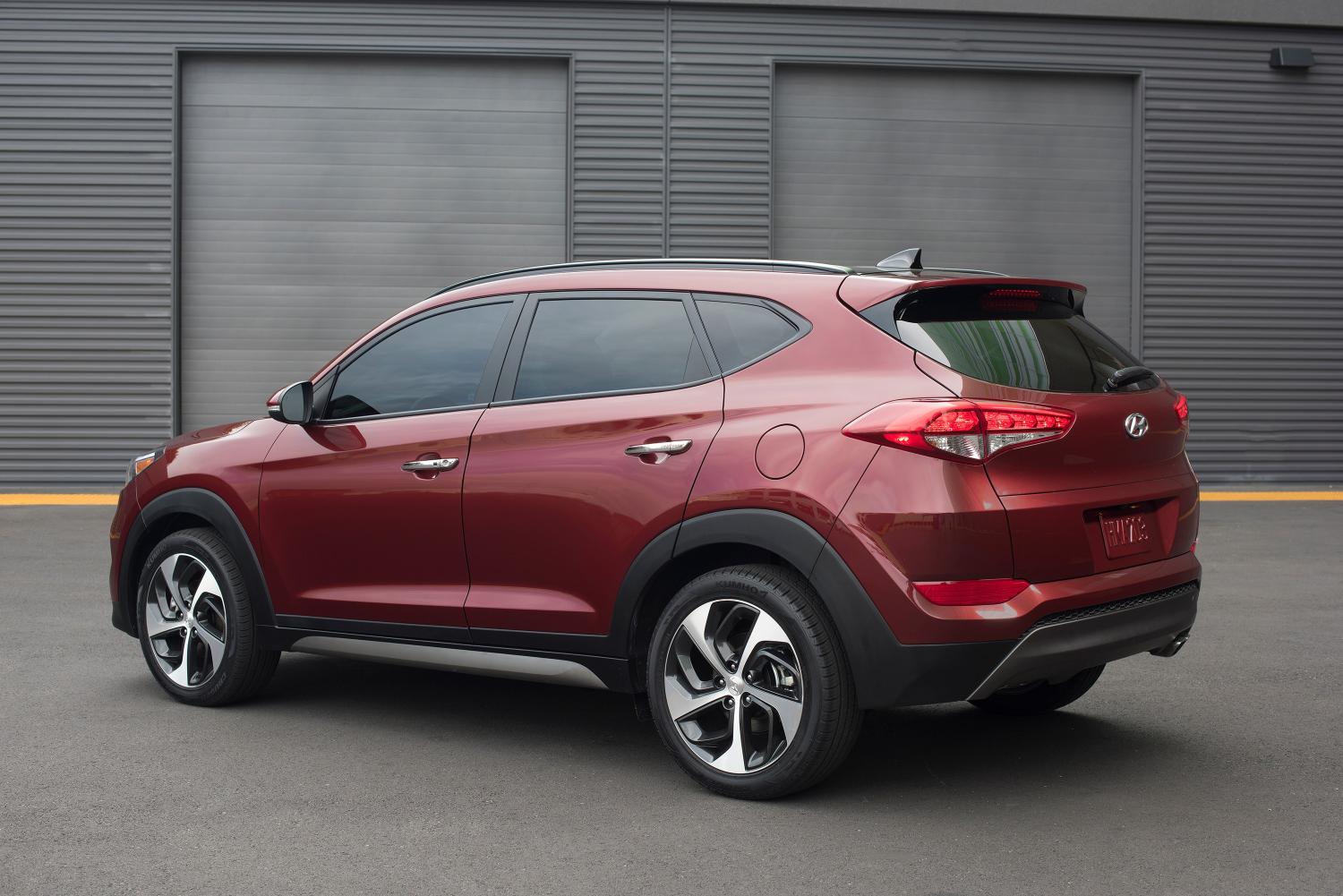 Hyundai Tucson Ruby Wine