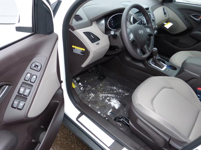 Hyundai Tucson White 2015
