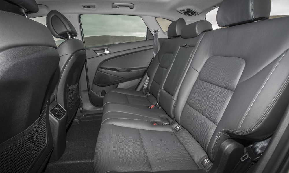 Hyundai Tucson White Sand