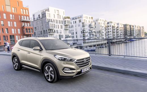 Hyundai Tucson White Sand