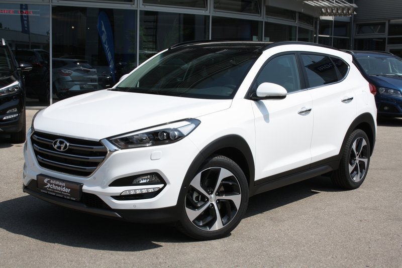 Hyundai Tucson White