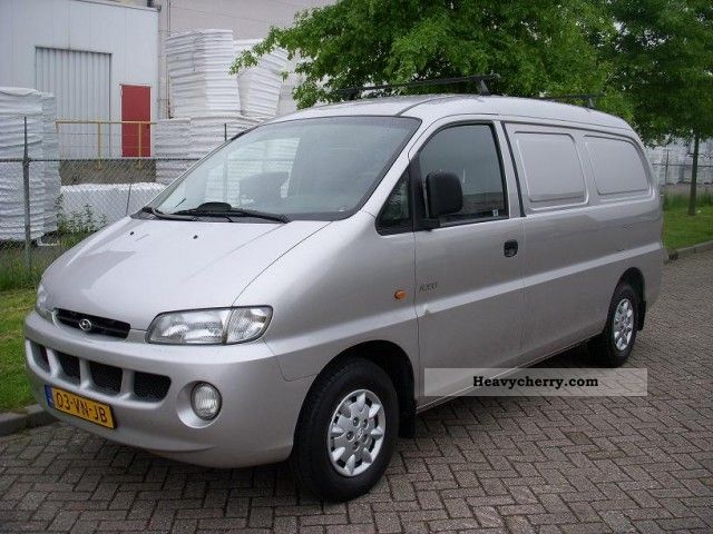 Hyundai Van 2000