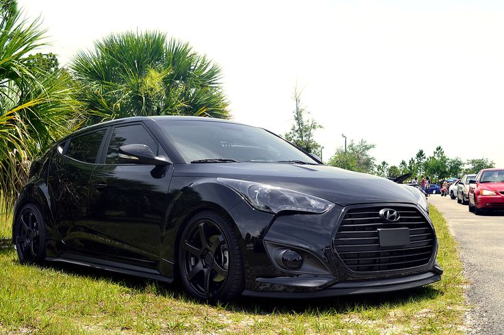 Hyundai Veloster Blacked Out