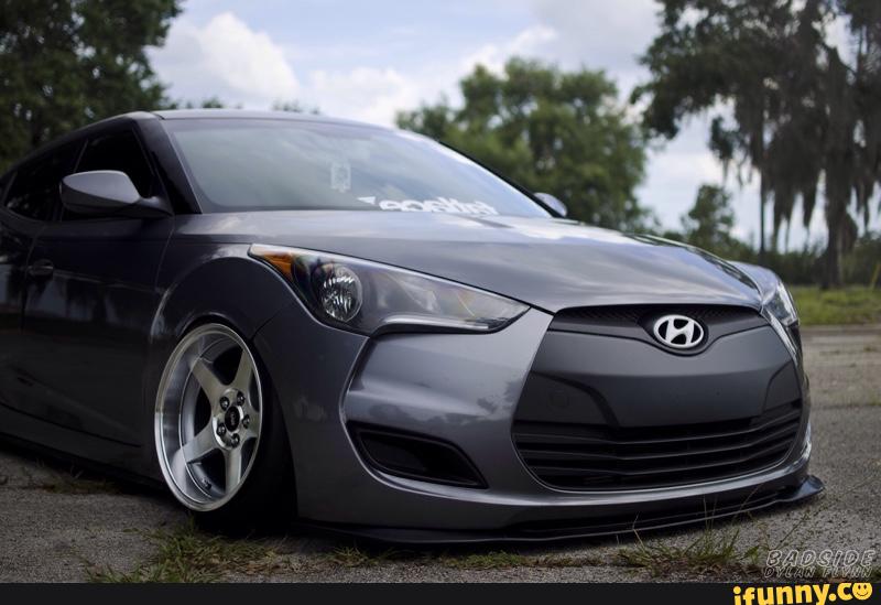 Hyundai Veloster Slammed