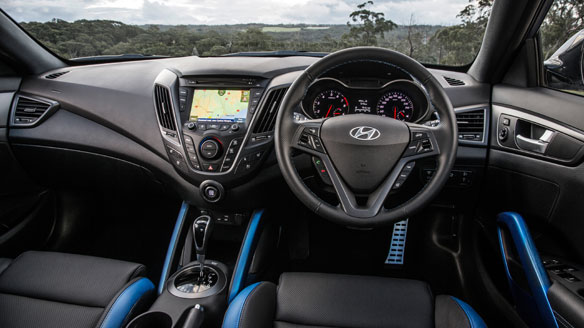 Hyundai Veloster Sr