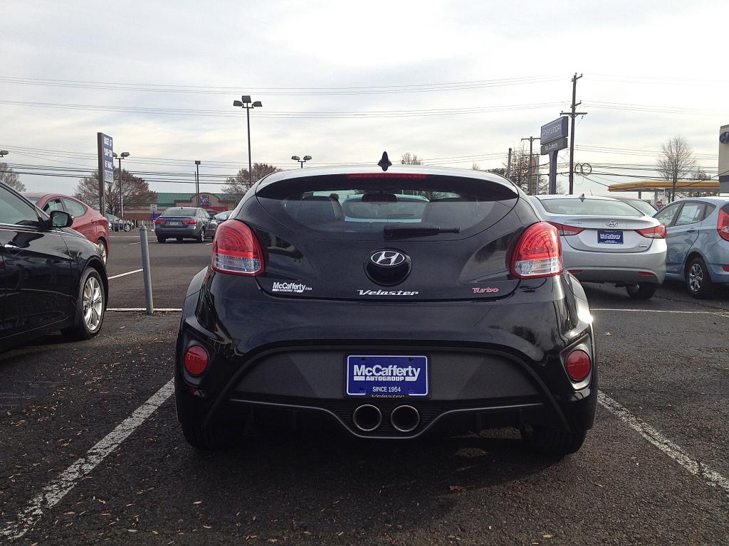 Hyundai Veloster Turbo Black