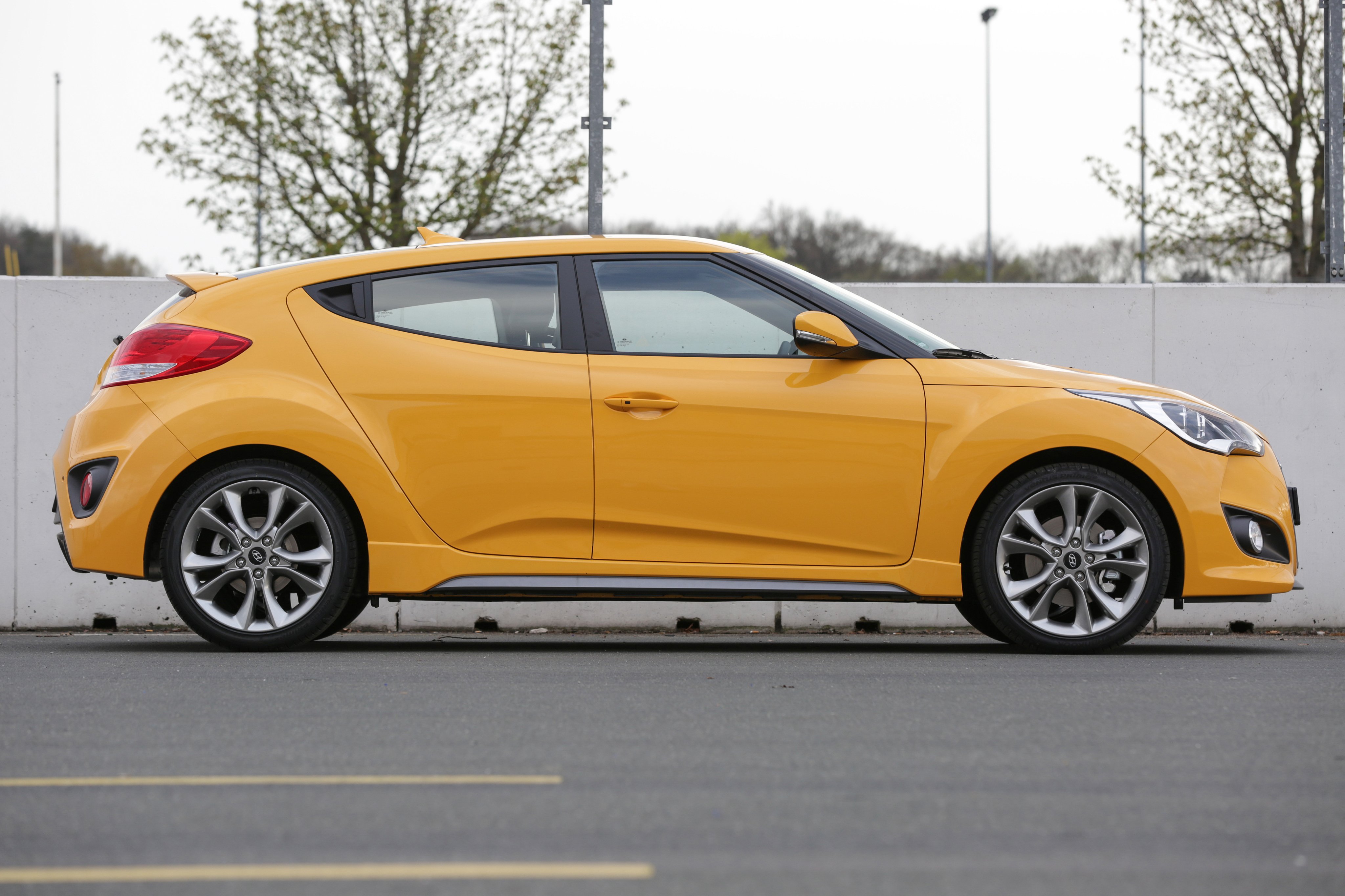 Hyundai Veloster Turbo Yellow