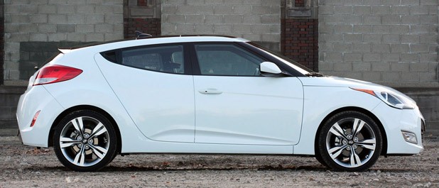 Hyundai Veloster White
