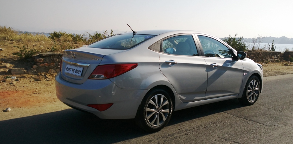 Hyundai Verna Black 2015