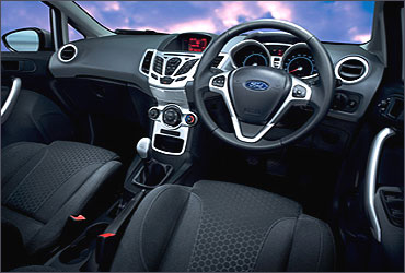 Hyundai Verna Black