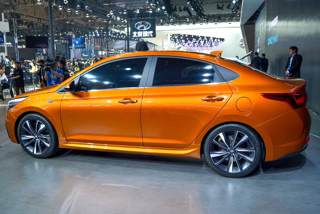 Hyundai Verna Facelift 2016