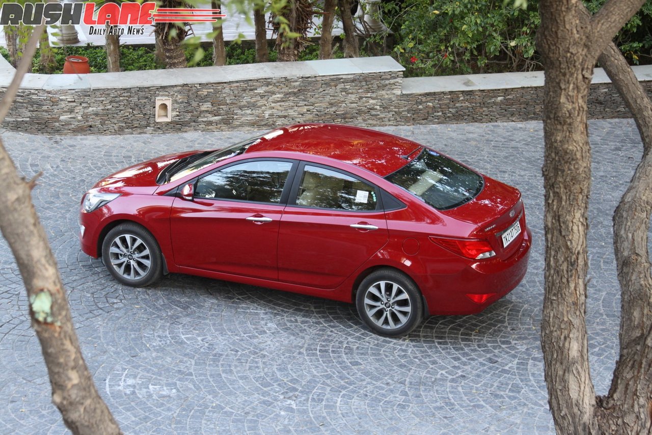 Hyundai Verna Red