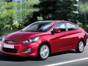 Hyundai Verna Red
