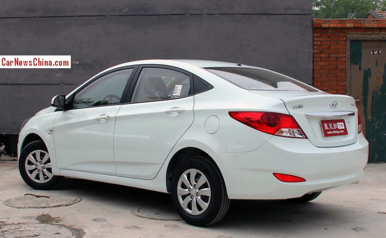 Hyundai Verna White