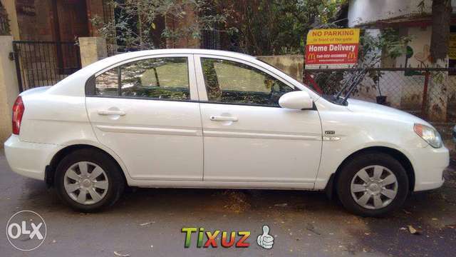 Hyundai Verna Xi
