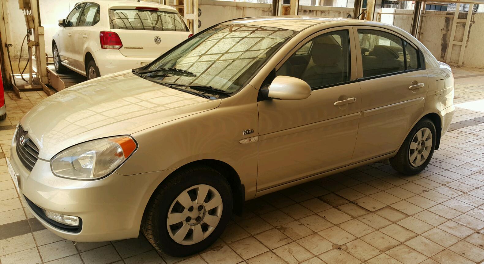 Hyundai Verna Xi