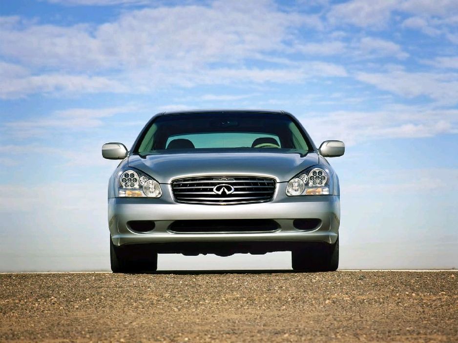 Infiniti Q45 2002