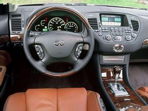 Infiniti Q45 2002