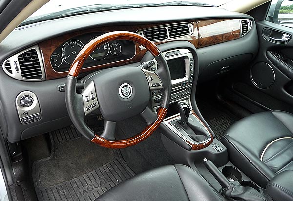 Jaguar X Type