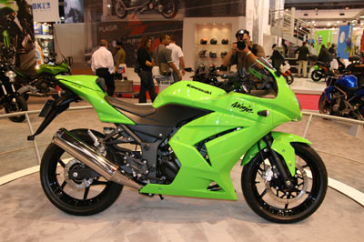 Kawasaki Ninja R