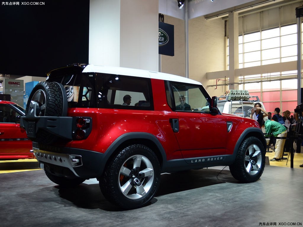 Land Rover DC100