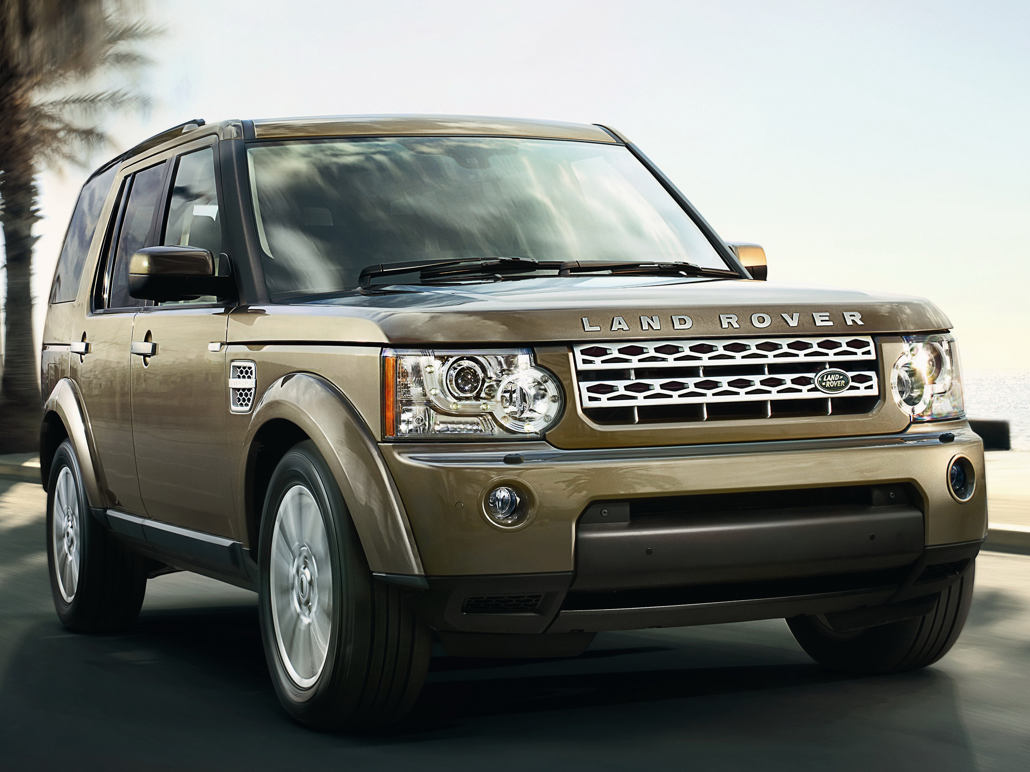 Land Rover Discovery 4