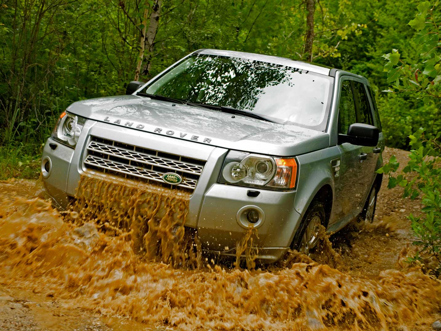 Land Rover LR2