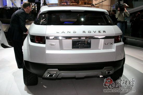 Land Rover LRX