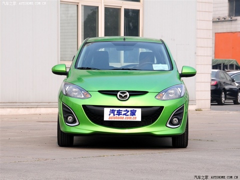 Mazda 2