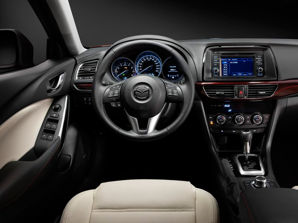 Mazda 6