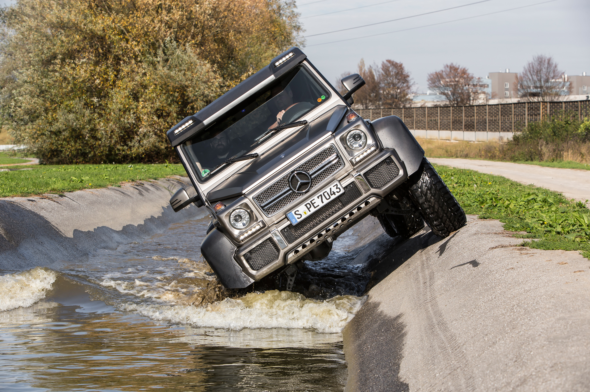 Mercedes Benz 6x6 Amg