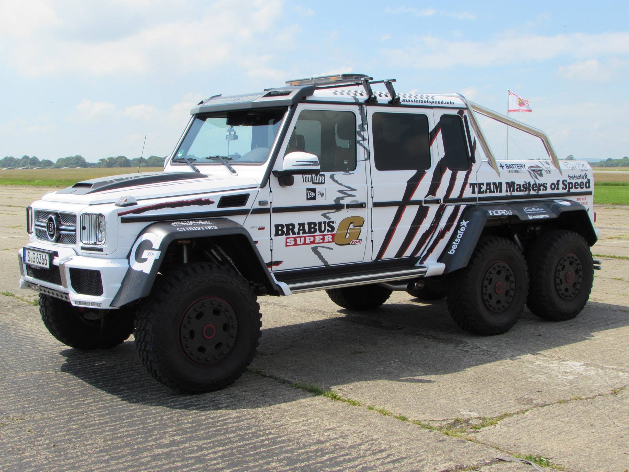 Mercedes Benz 6x6 Brabus