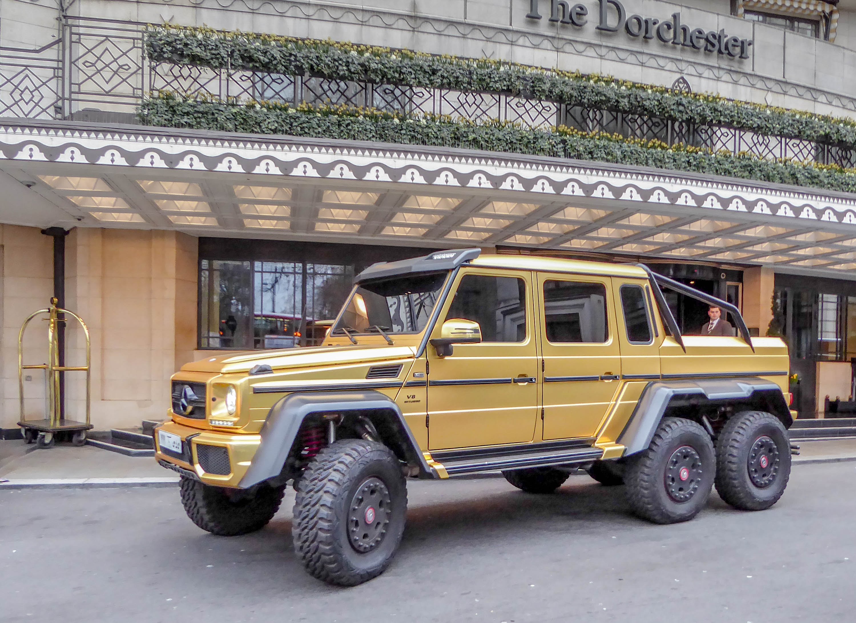 Mercedes Benz 6x6 Gold