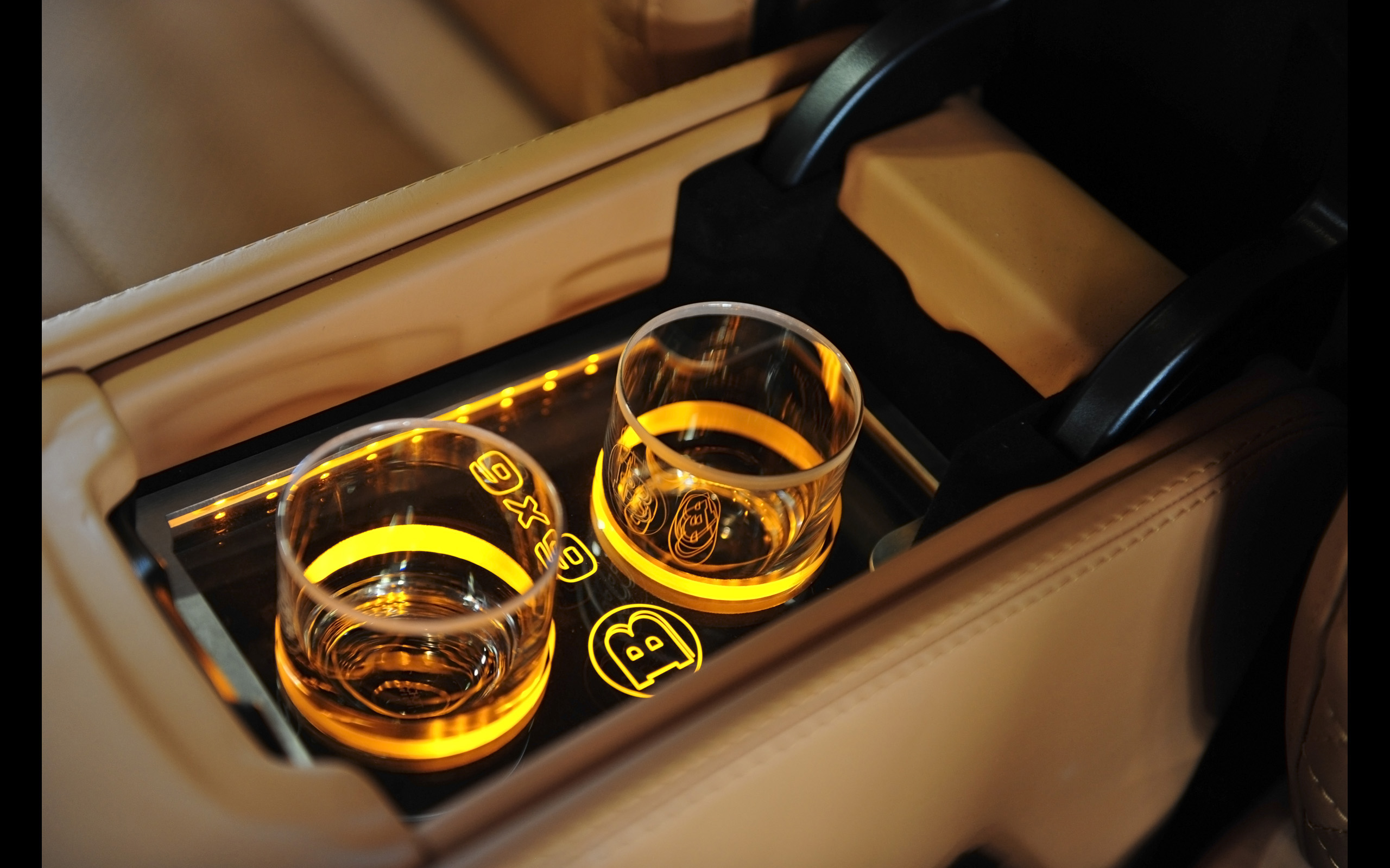 Mercedes Benz 6x6 Gold