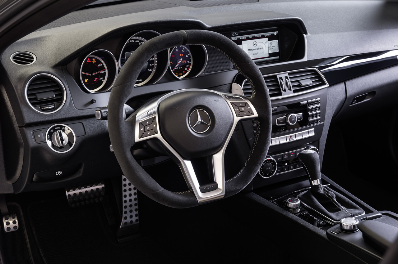 Mercedes Benz A200 Amg Sport