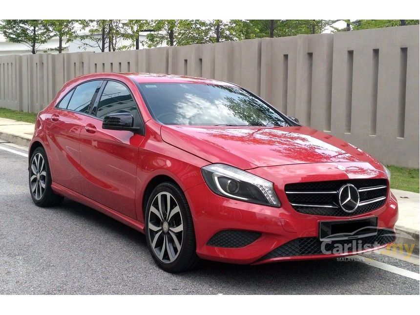 Mercedes Benz A200 Red
