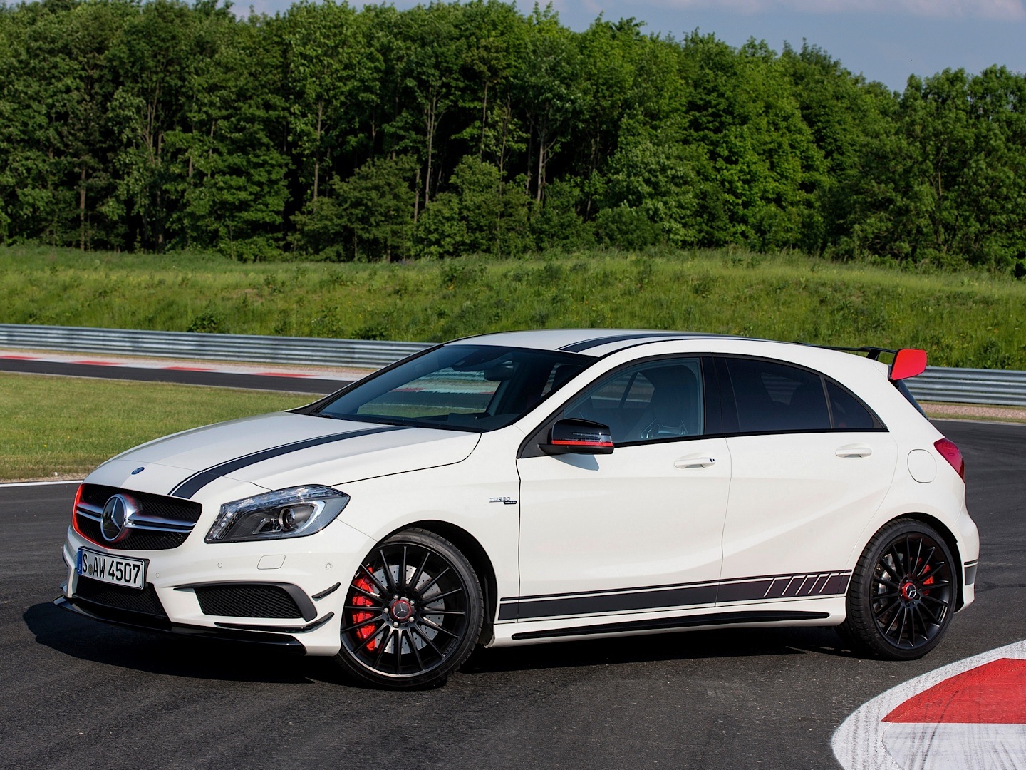 Mercedes Benz Amg 45 Limited Edition