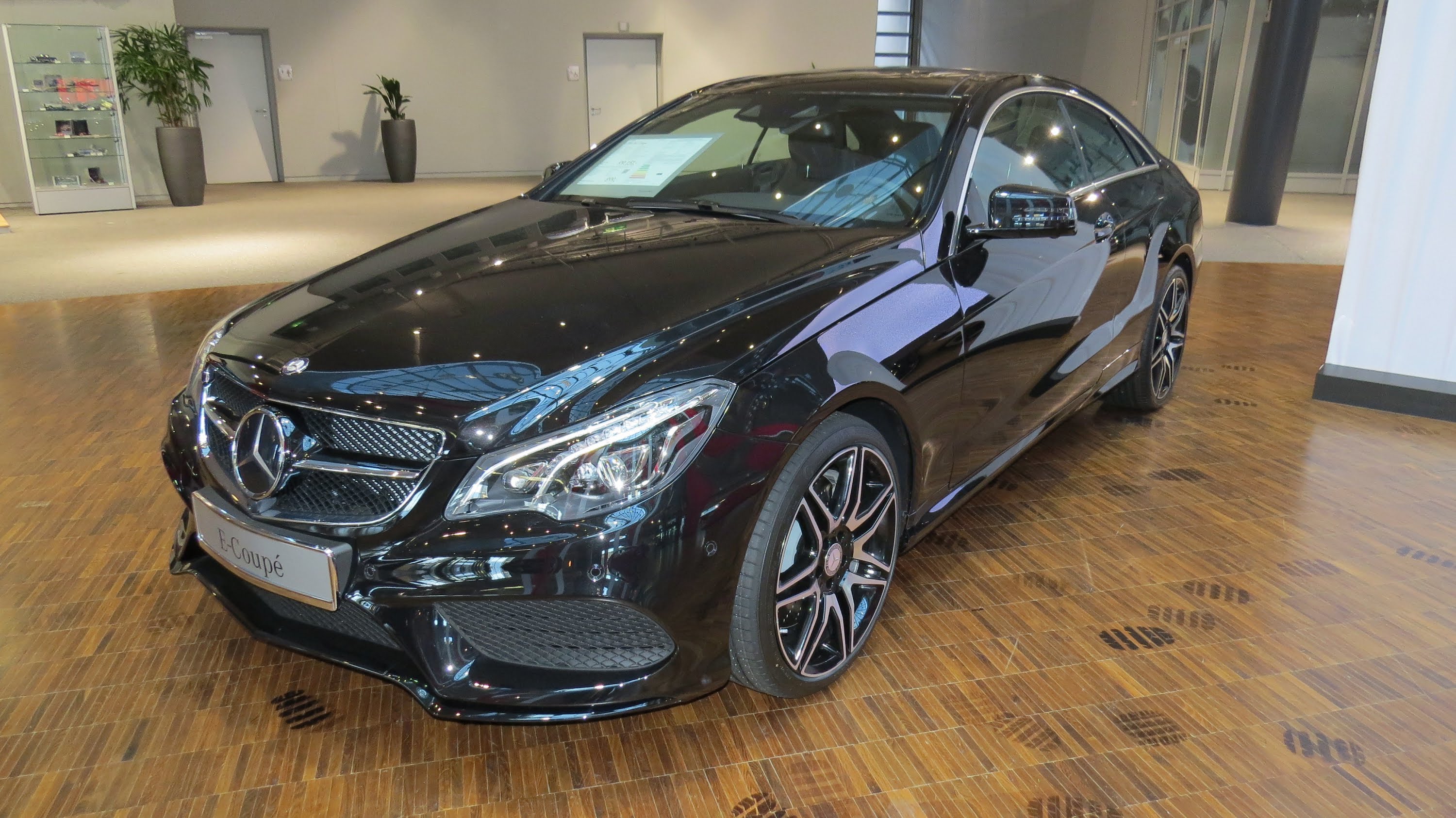Mercedes Benz Amg 500