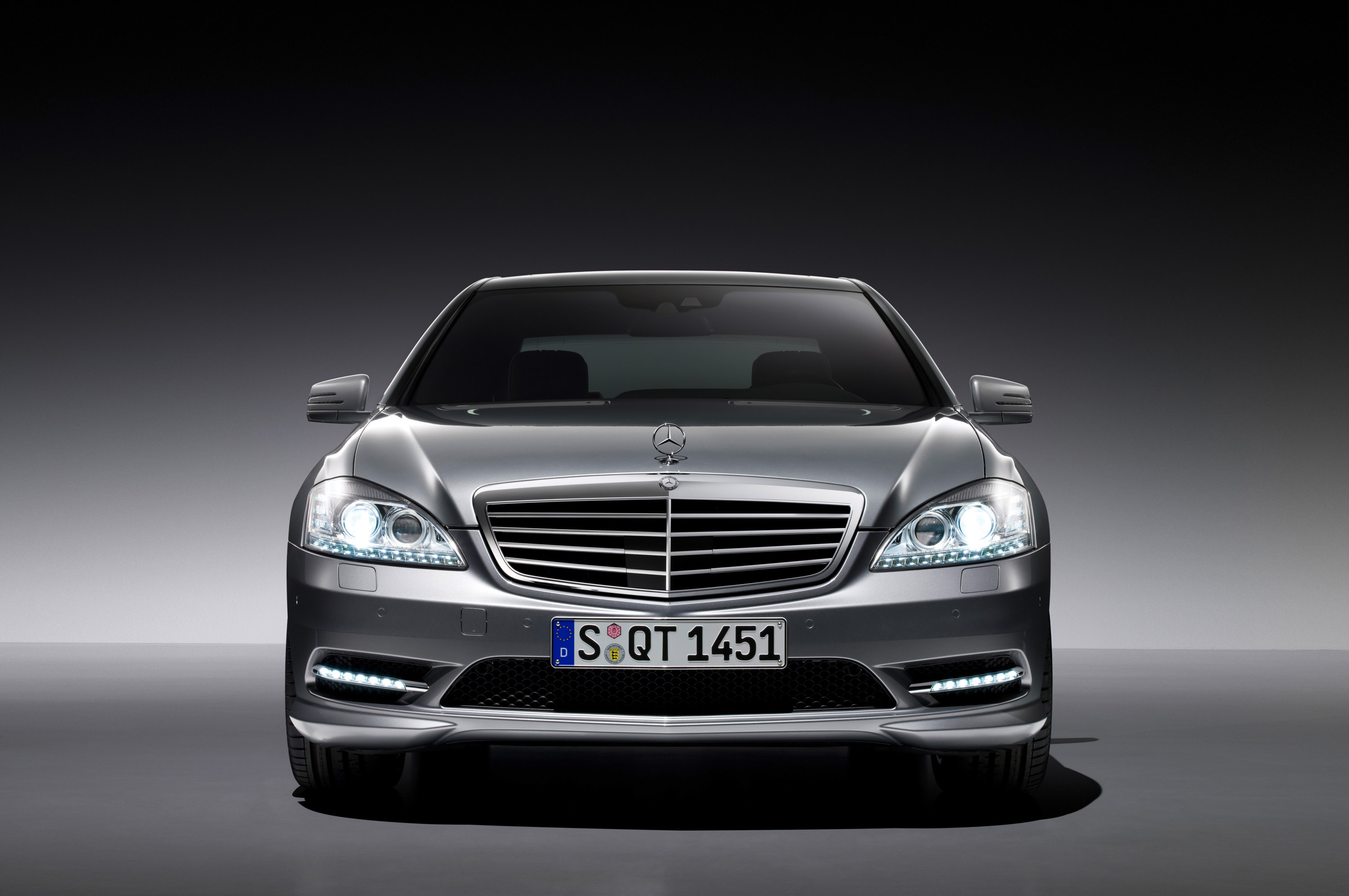 Mercedes Benz Amg 500