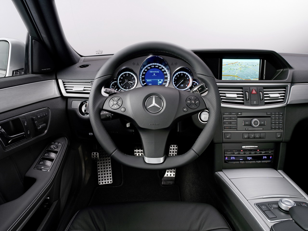 Mercedes Benz Amg 500