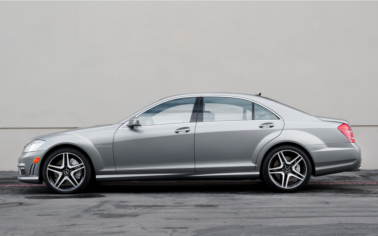 Mercedes Benz Amg 65