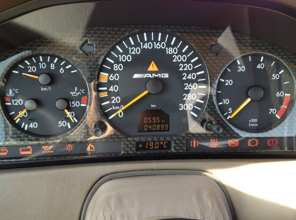 Mercedes Benz Amg 7.3 V12