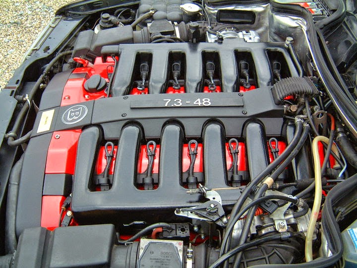 Mercedes Benz Amg 7.3 V12