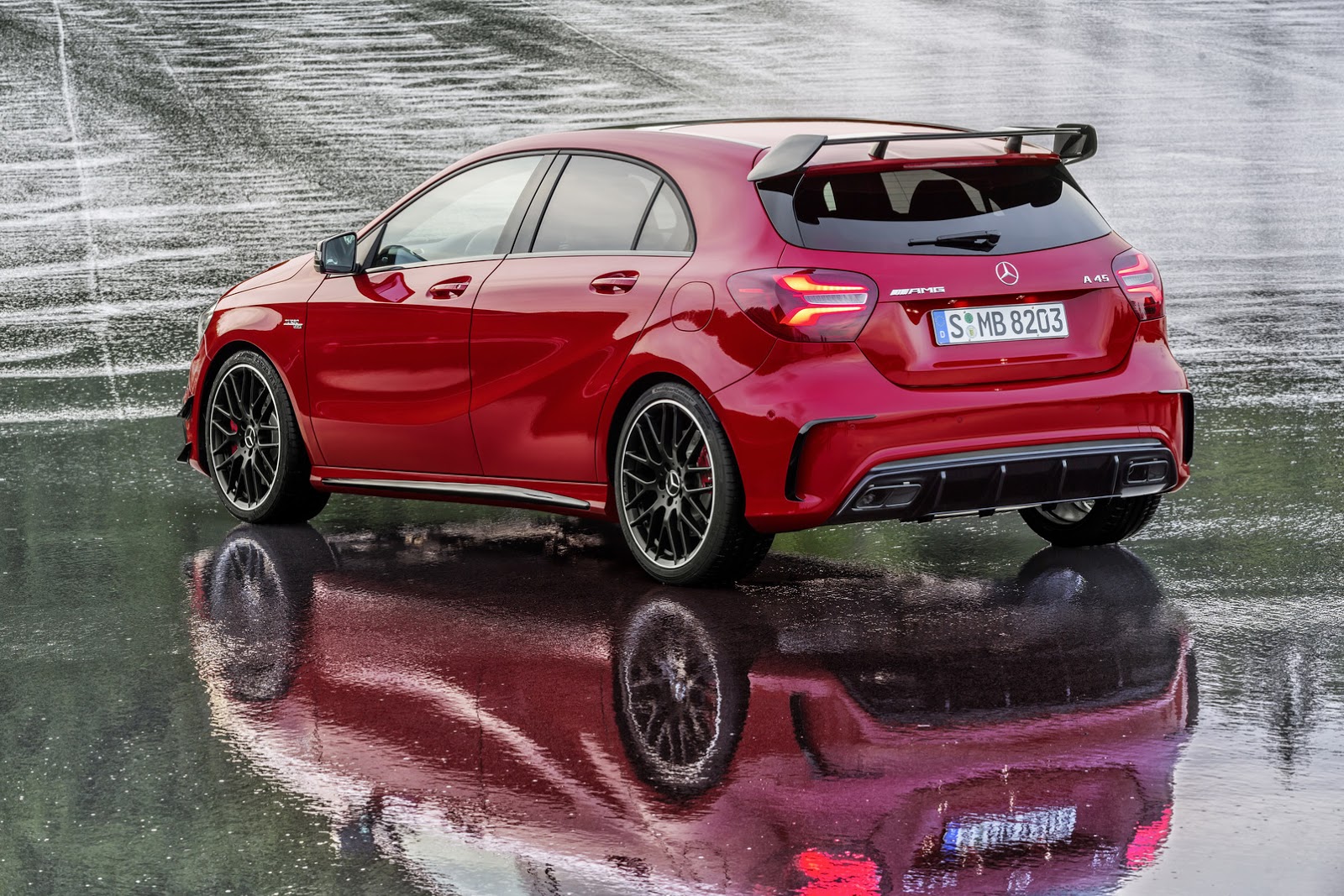 Mercedes Benz Amg A45 2017
