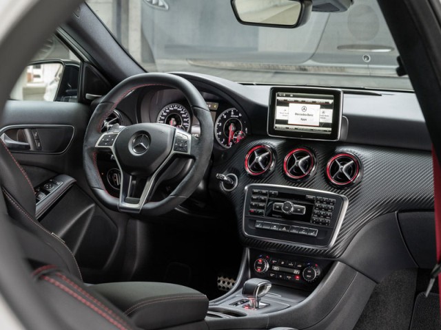 Mercedes Benz Amg A45 2017