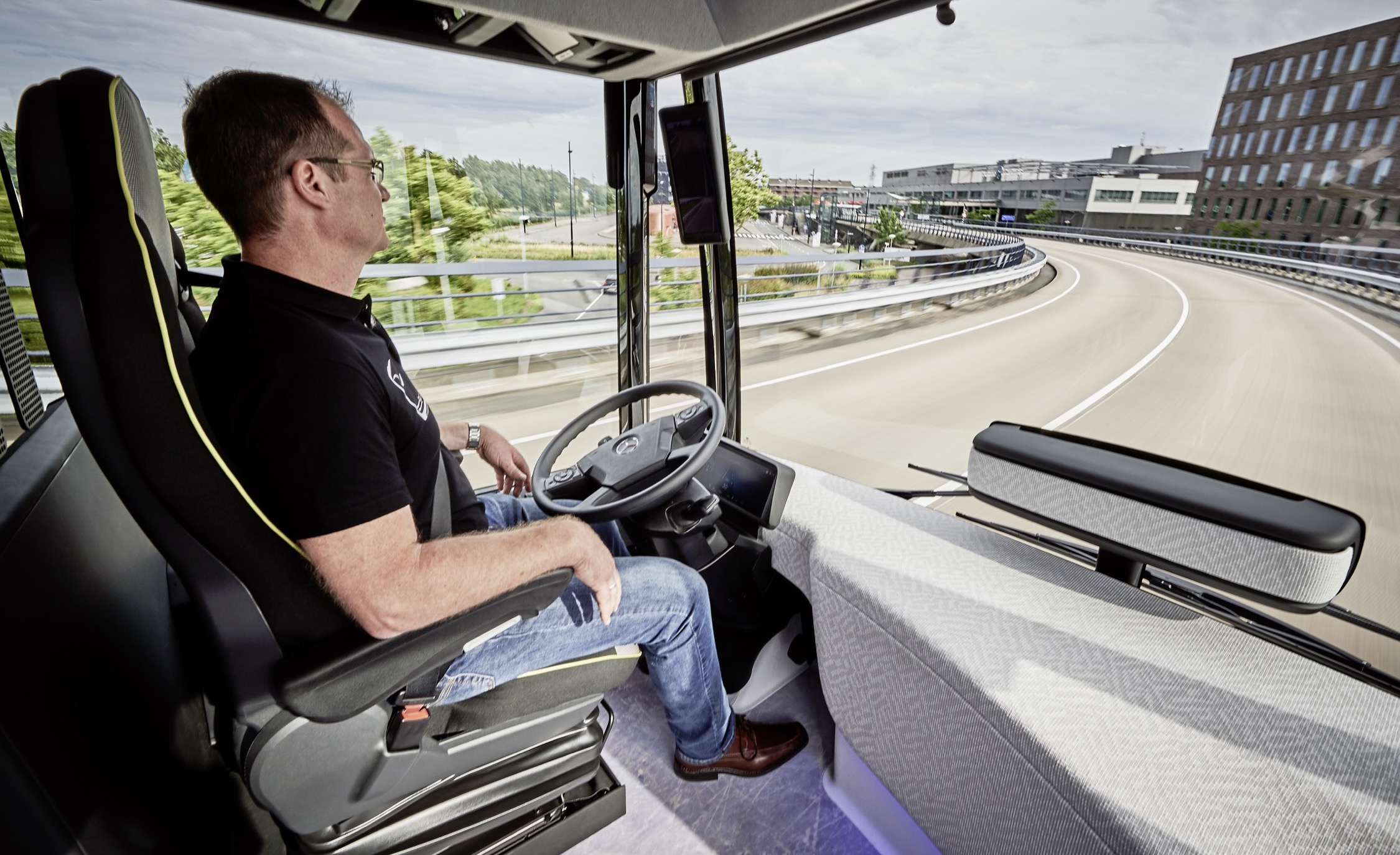 Mercedes Benz Amg Bus