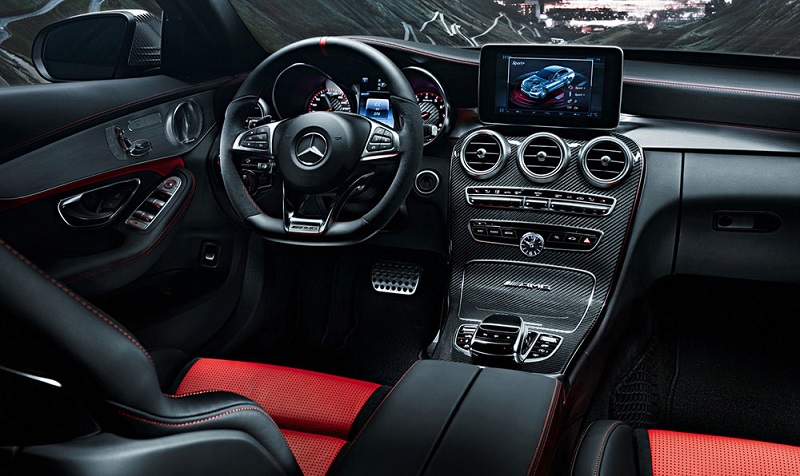 Mercedes Benz Amg C63 Sport