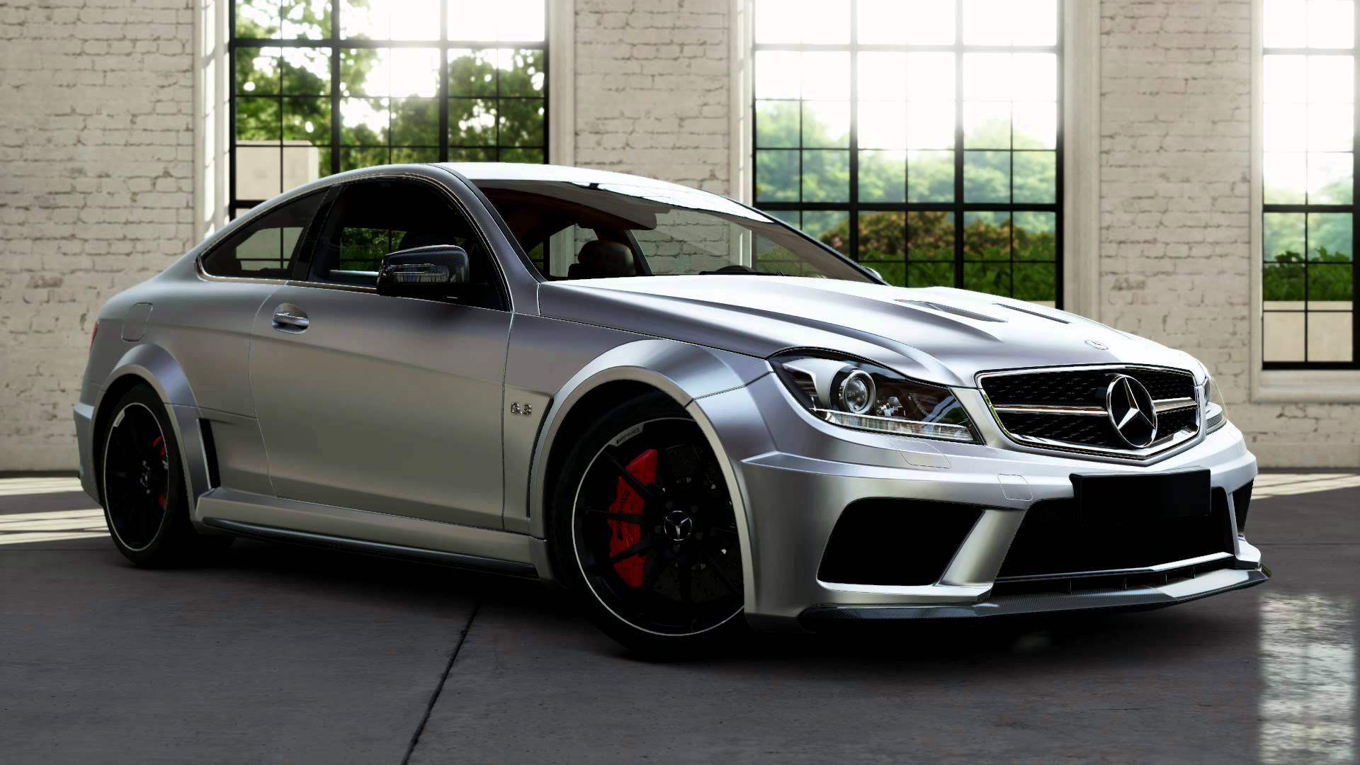 Mercedes Benz Amg C63